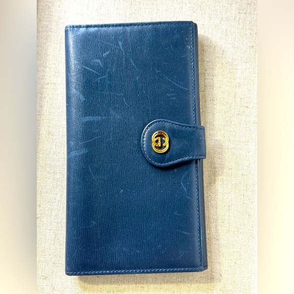 Gucci Smooth Leather Wallet - Picture 1 of 3